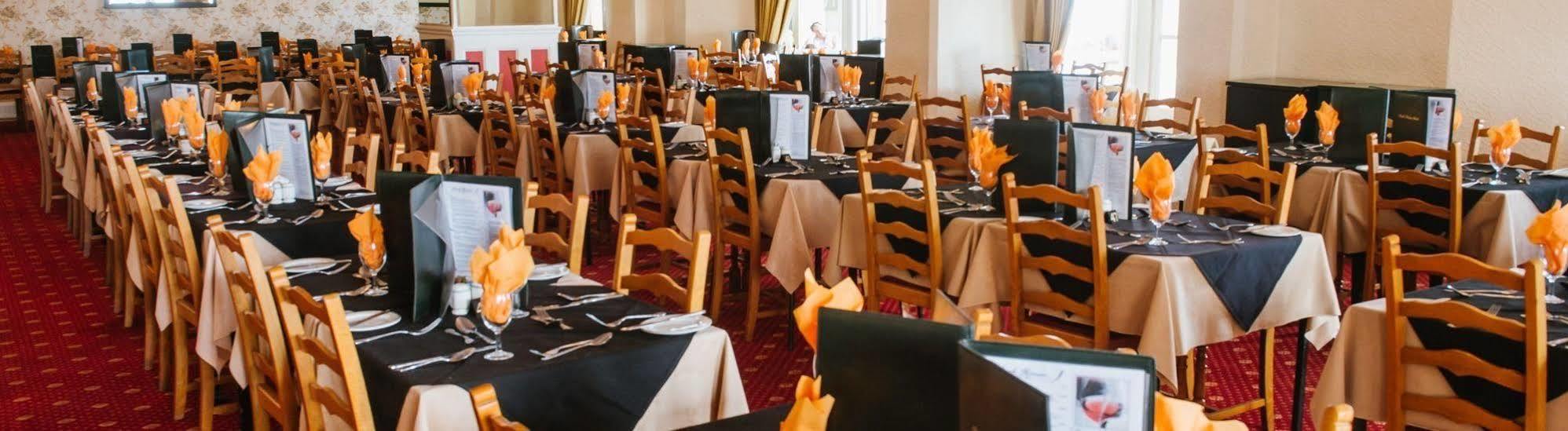 Park House 3* Blackpool