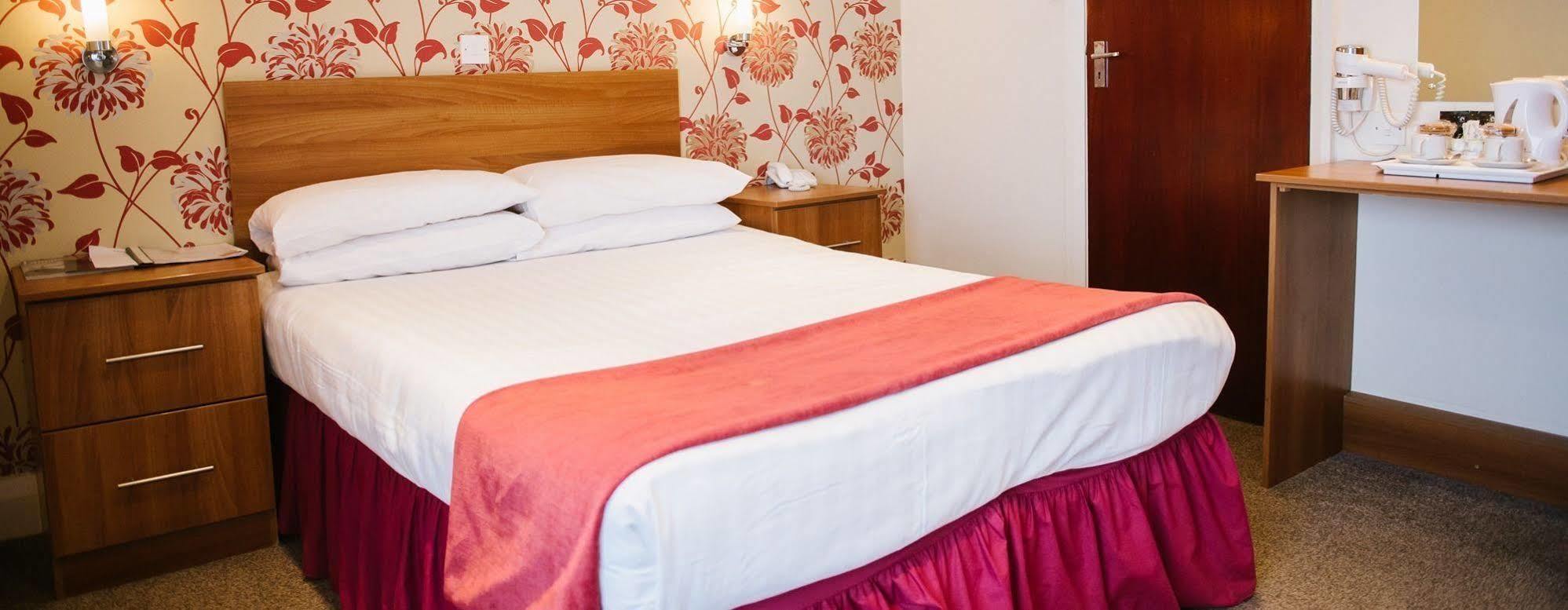 Park House 3* Blackpool